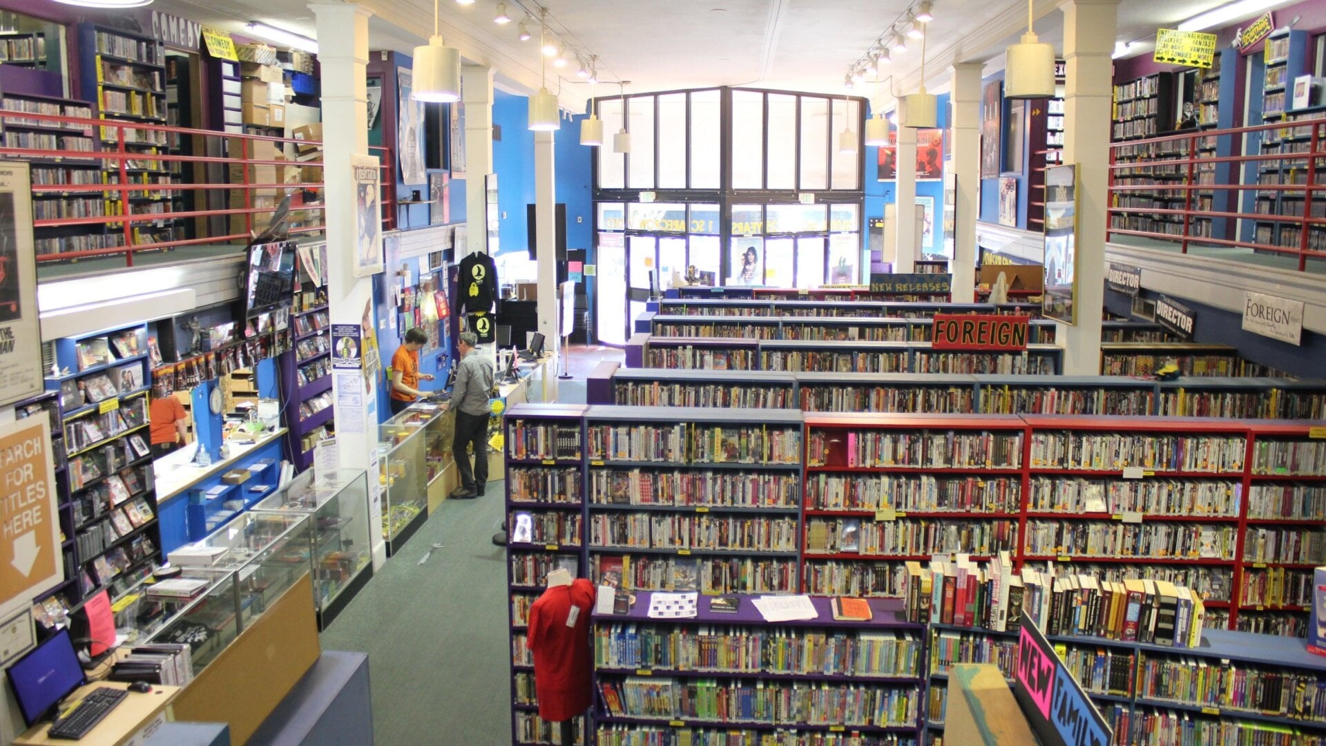 Es posible que Netflix esté finalizando su servicio de DVD por correo, pero una tienda independiente en Seattle, Washington, quiere ofrecer a los aficionados al cine físico un servicio similar. experiencia, aunque con una colección mucho más grande.