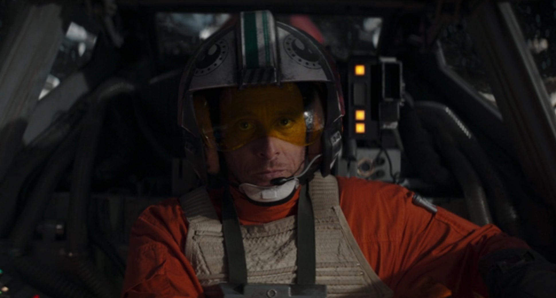 El maestro y el aprendiz eliminan rápidamente a los enemigos y se dan cuenta de que se les está acabando el tiempo.