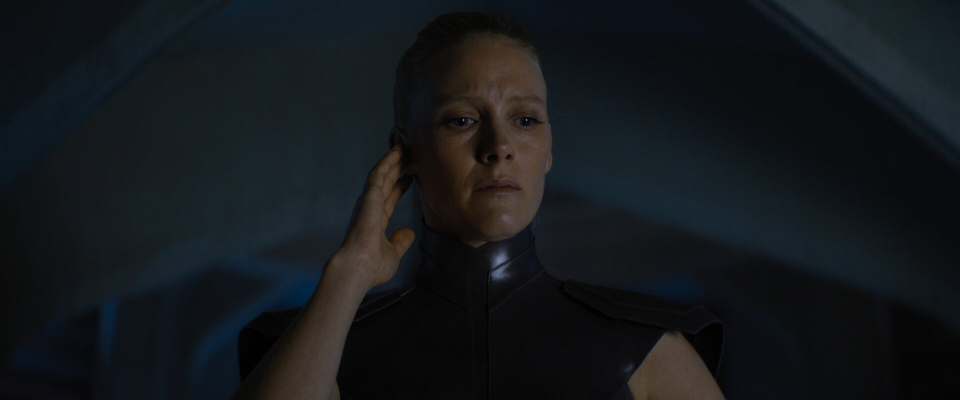 La titiritera, que también es una titiritera.