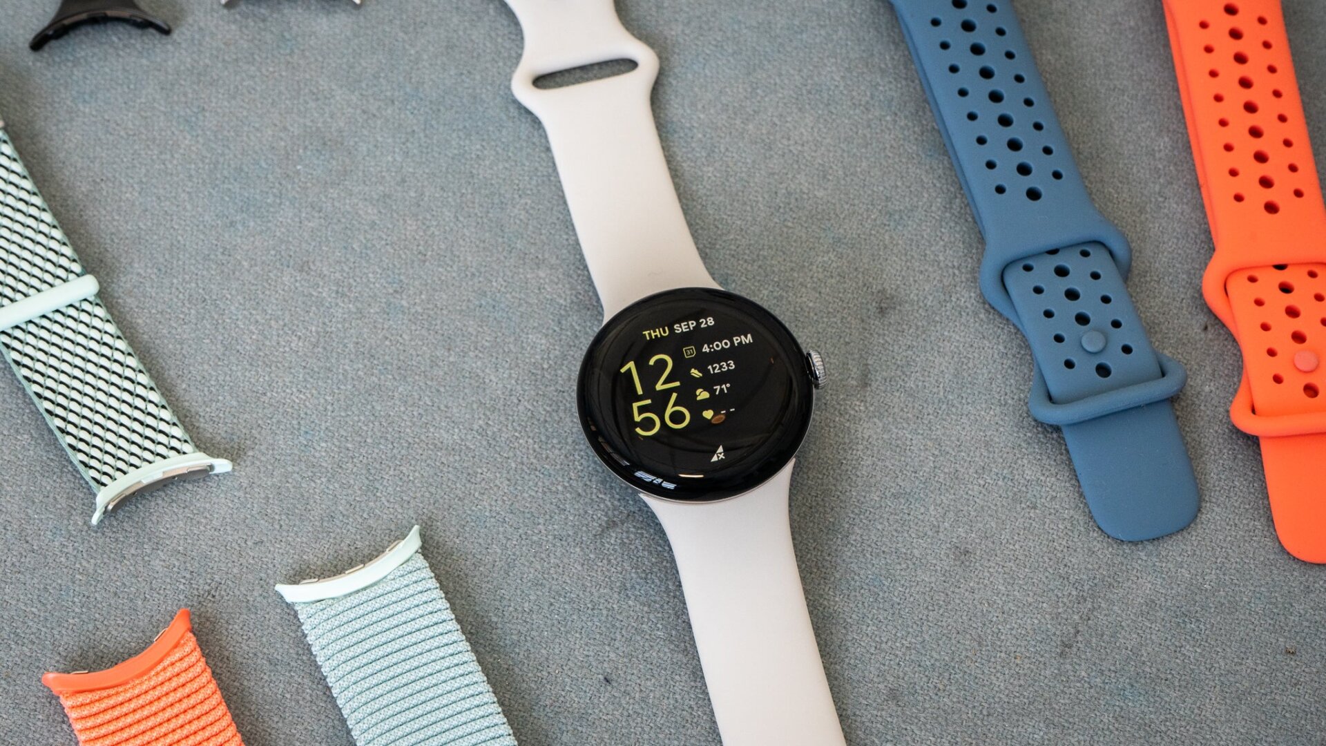 El Pixel Watch 2 y sus distintas correas.