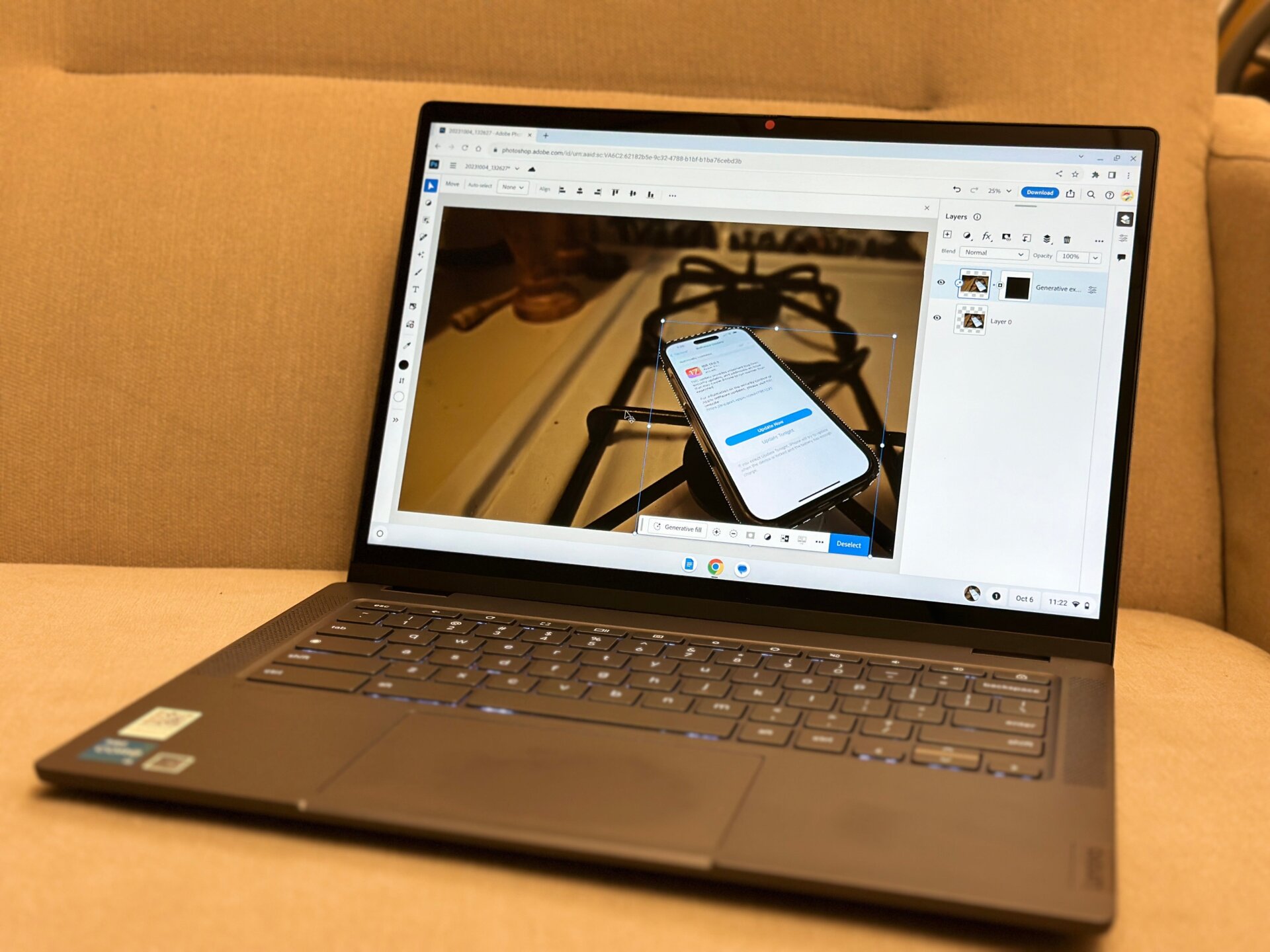 El Chromebook Plus puede ejecutar Photoshop en la web, pero también los Chromebook más antiguos.