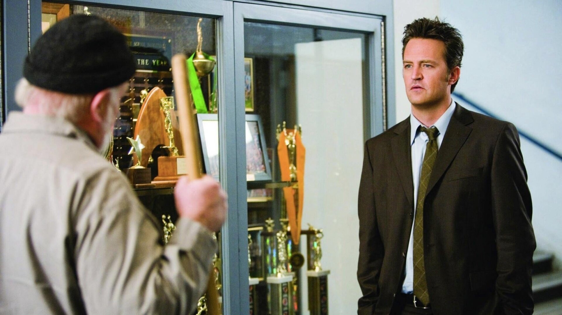 La magia viene de un conserje de una escuela interpretado por Brian Doyle Murray. Como era de esperar.