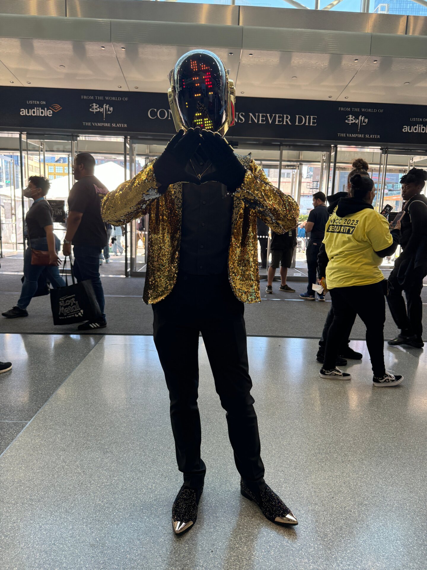 Image: Artem Golub/Gizmodo