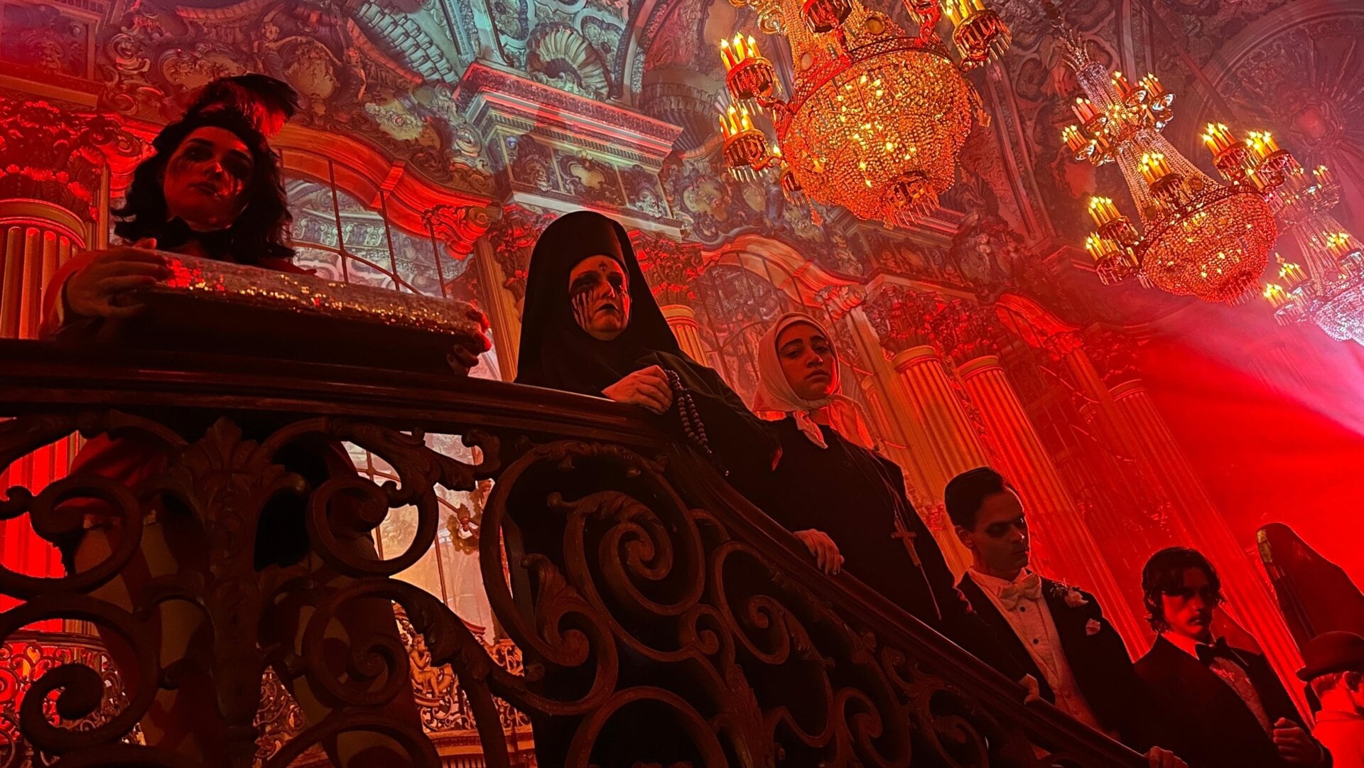 Ángel de luz en el Teatro de Los Ángeles