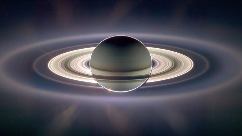 Saturno, fotografiado por la nave espacial Cassini de la NASA en 2006.
