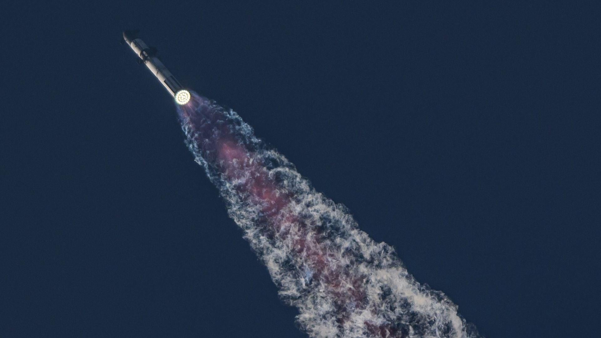 Starship durante su segundo vuelo de prueba, el 18 de noviembre de 2023.