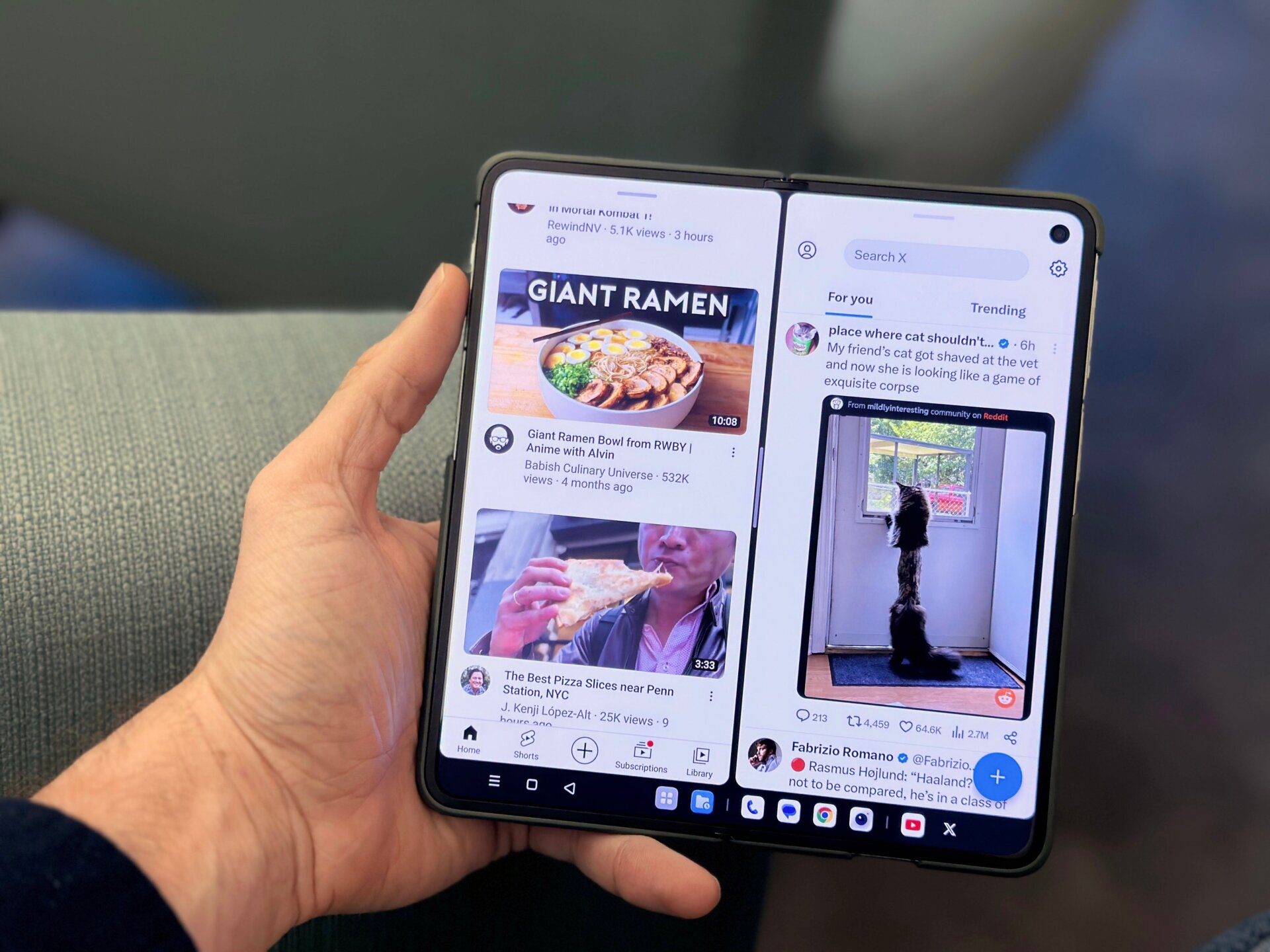 Es difícil saberlo solo por las imágenes, pero la pantalla del OnePlus Open prácticamente no tiene arrugas cuando la sostienes frente a ti.