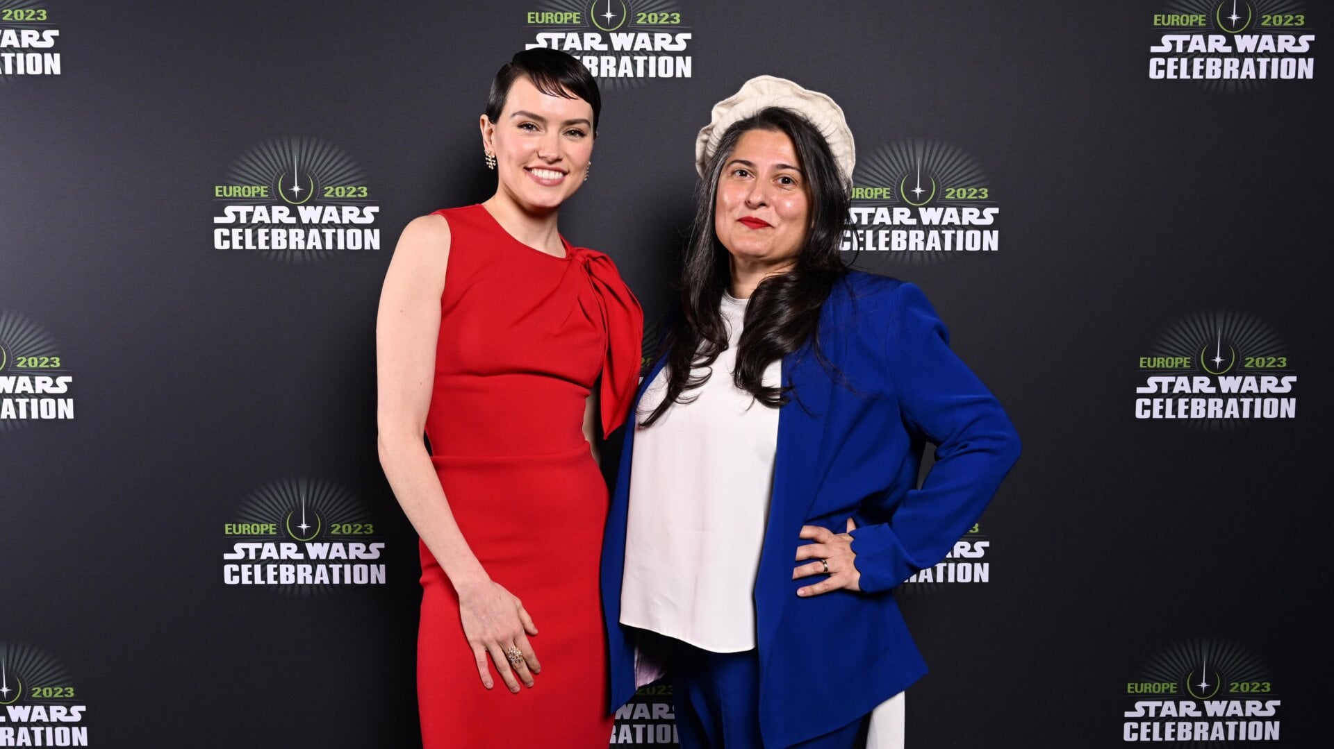 Daisy Ridley y Sharmeen Obaid-Chinoy en guerra de las galaxias Celebración 2023.