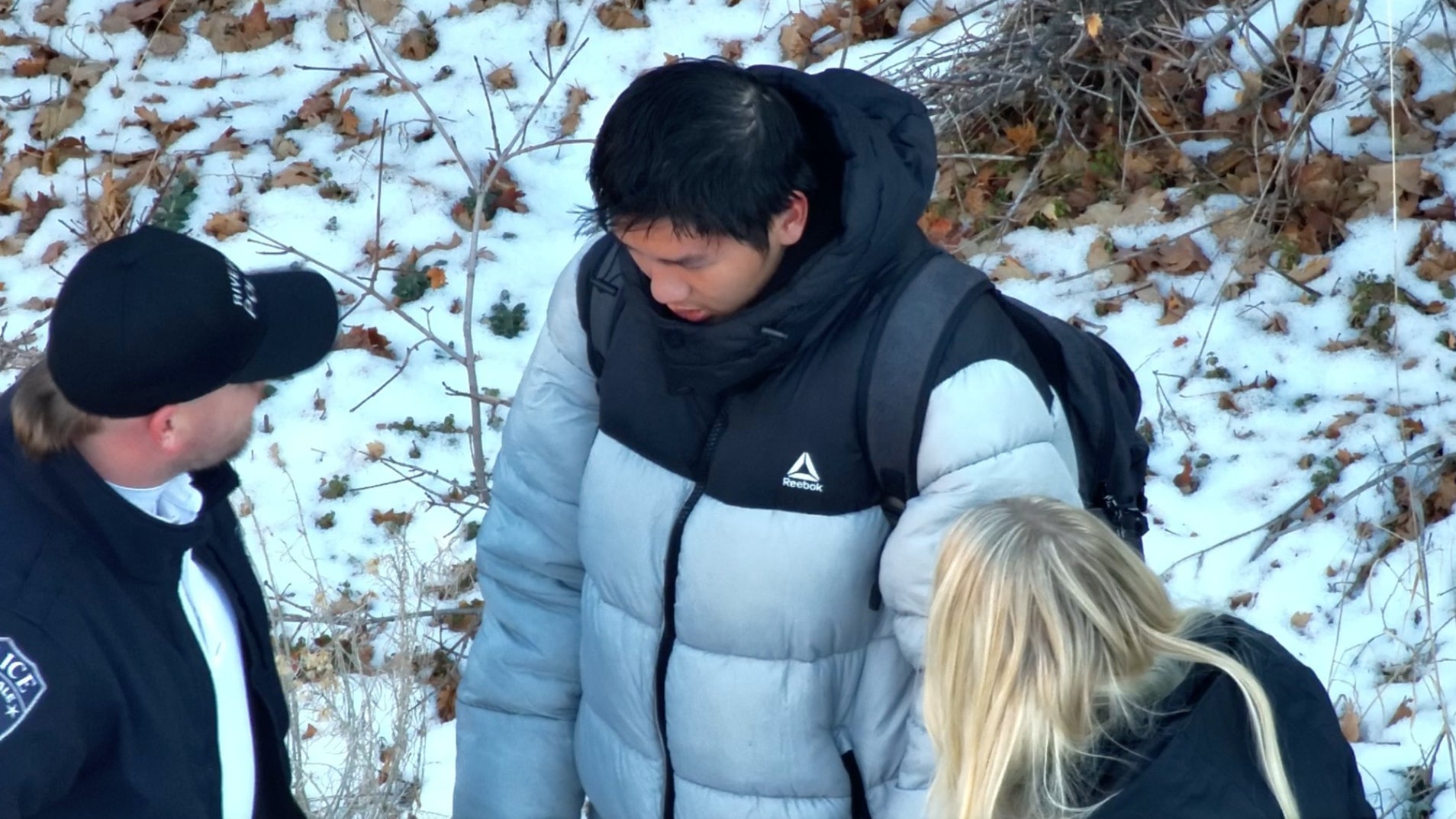 Las autoridades de Riverdale hablan con Kai Zhuang, la víctima de un reciente incidente de “cibersecuestro”.