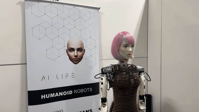 Gif: Kyle Barr / Gizmodo