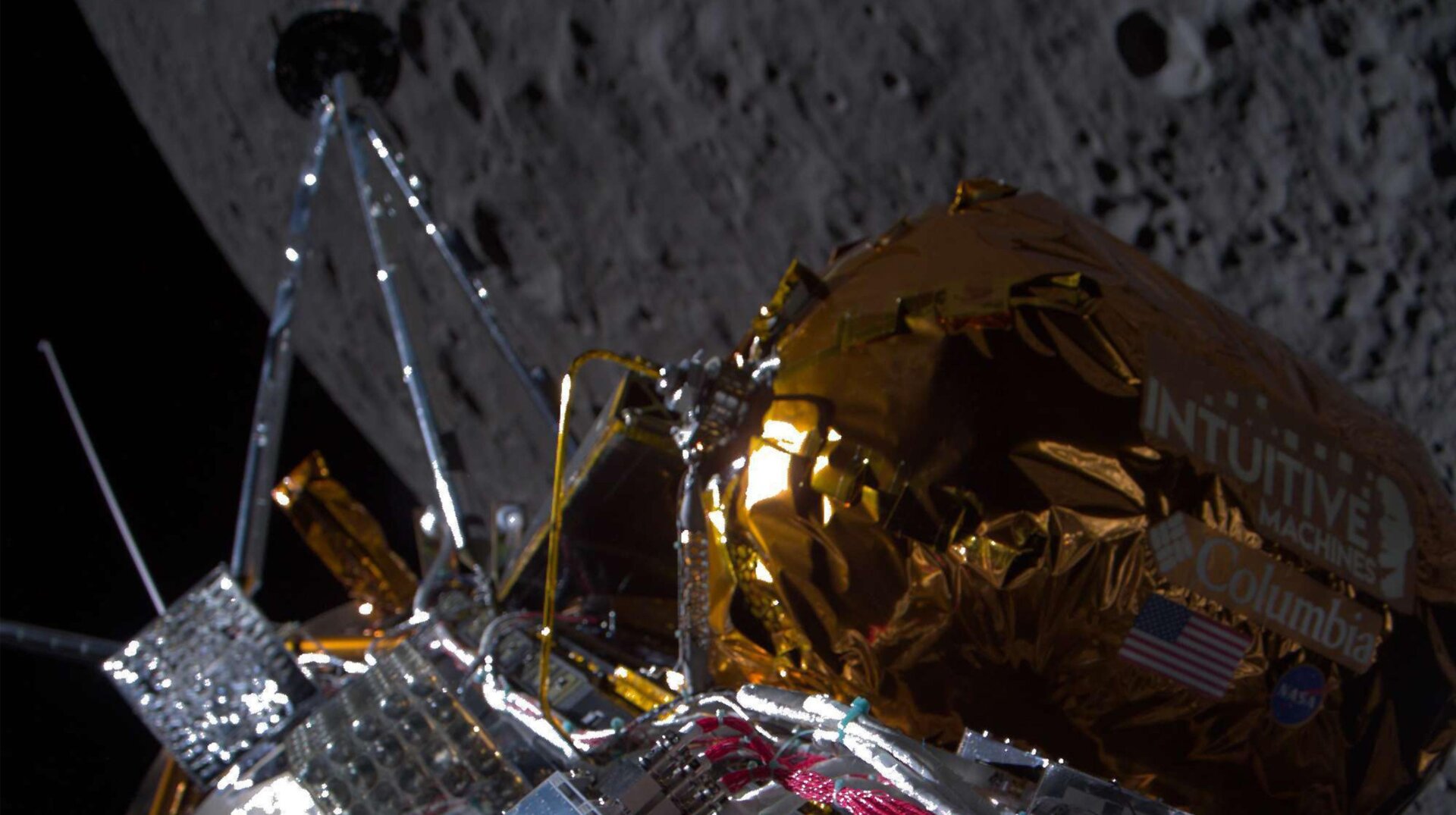 Ulises tomó una fotografía de la cara oculta de la Luna luego de la inserción en la órbita lunar el 21 de febrero de 2024.