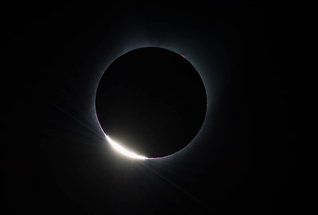 El efecto anillo de diamantes.