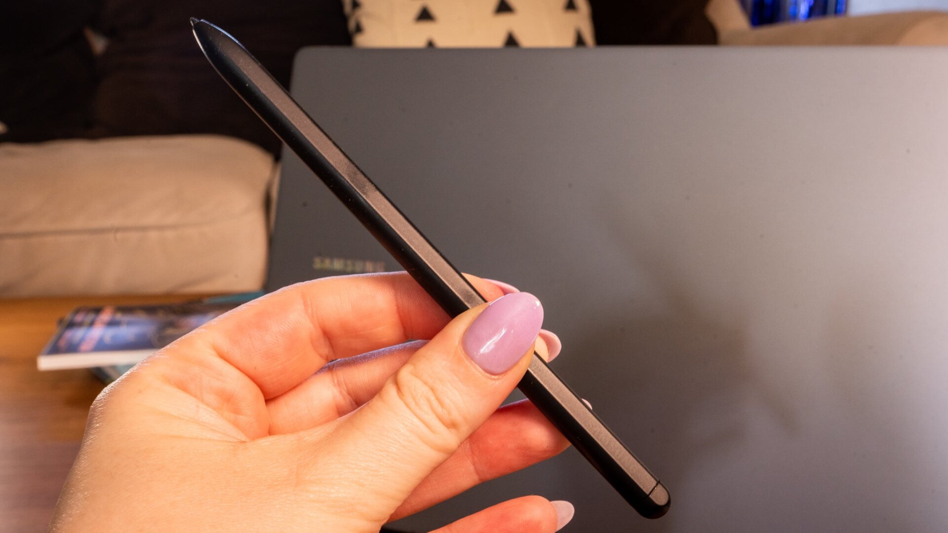 El S Pen viene incluido con esta computadora portátil con Windows. 