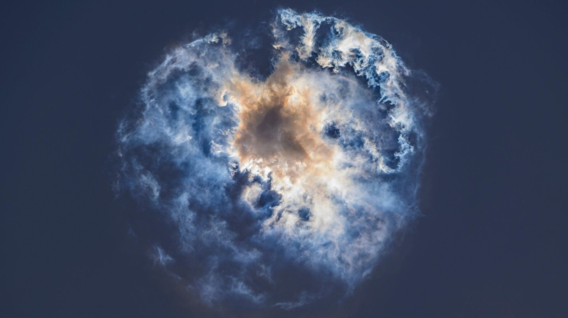 El propulsor Starship Super Heavy explotó durante su segundo vuelo de prueba.