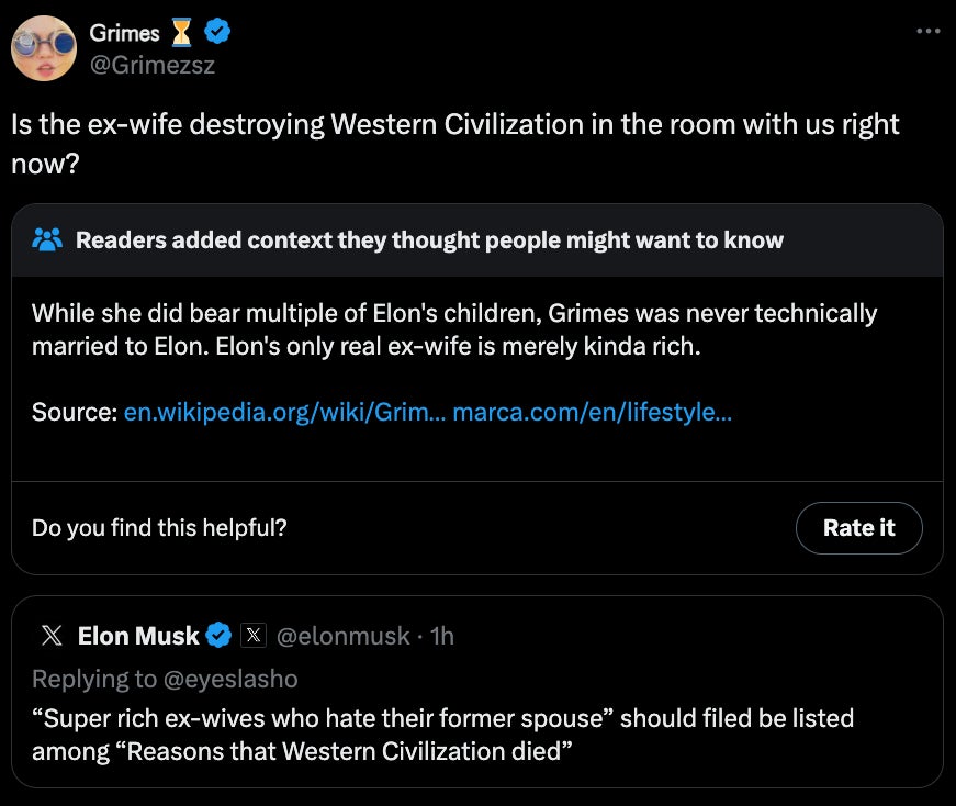 Otro tuit falso más que pretende mostrar una nota comunitaria en un tuit de Grimes. El tuit de Musk es lo único real en este imagen. 