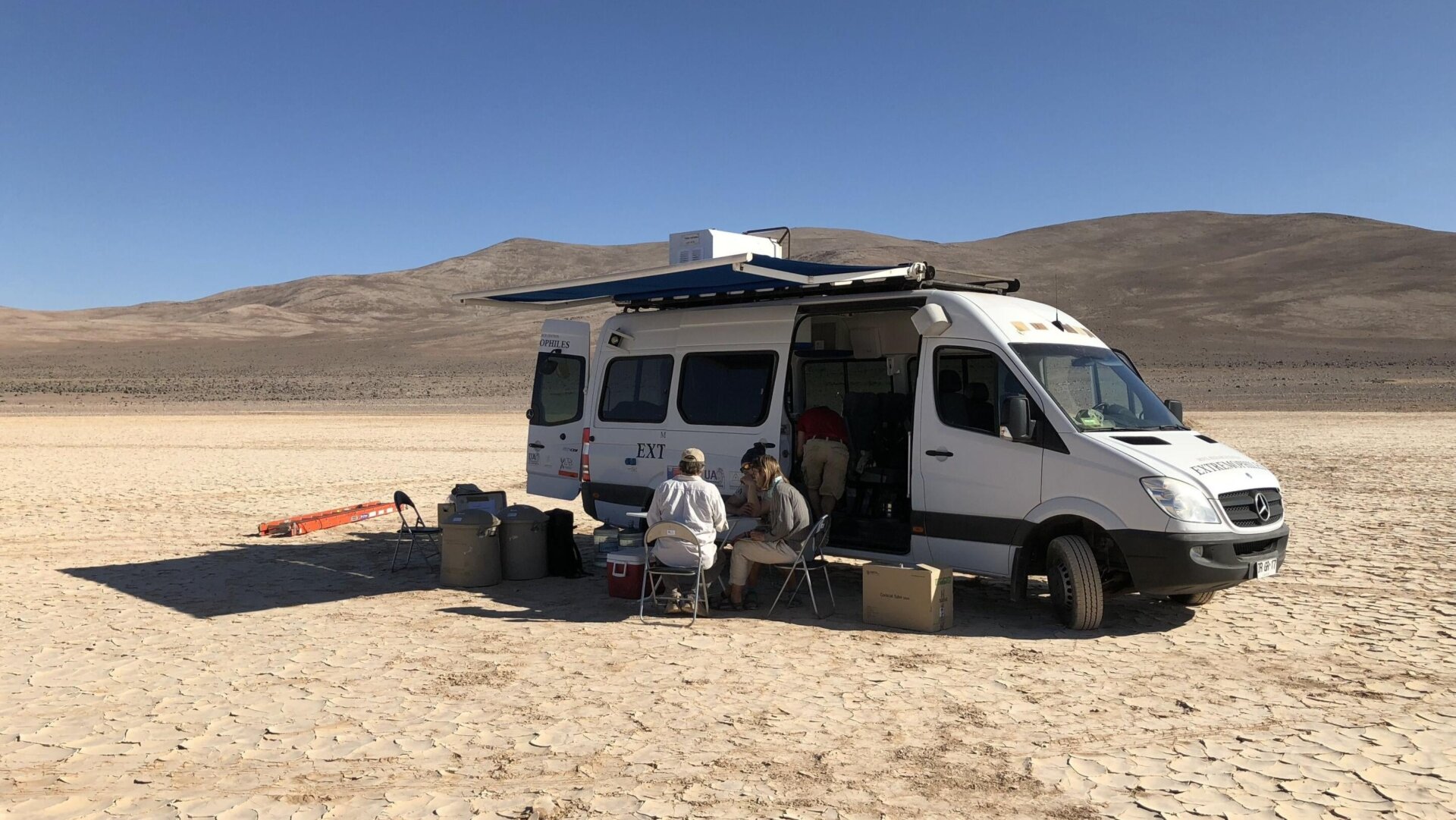 Miembros del equipo de investigación en Yungay.