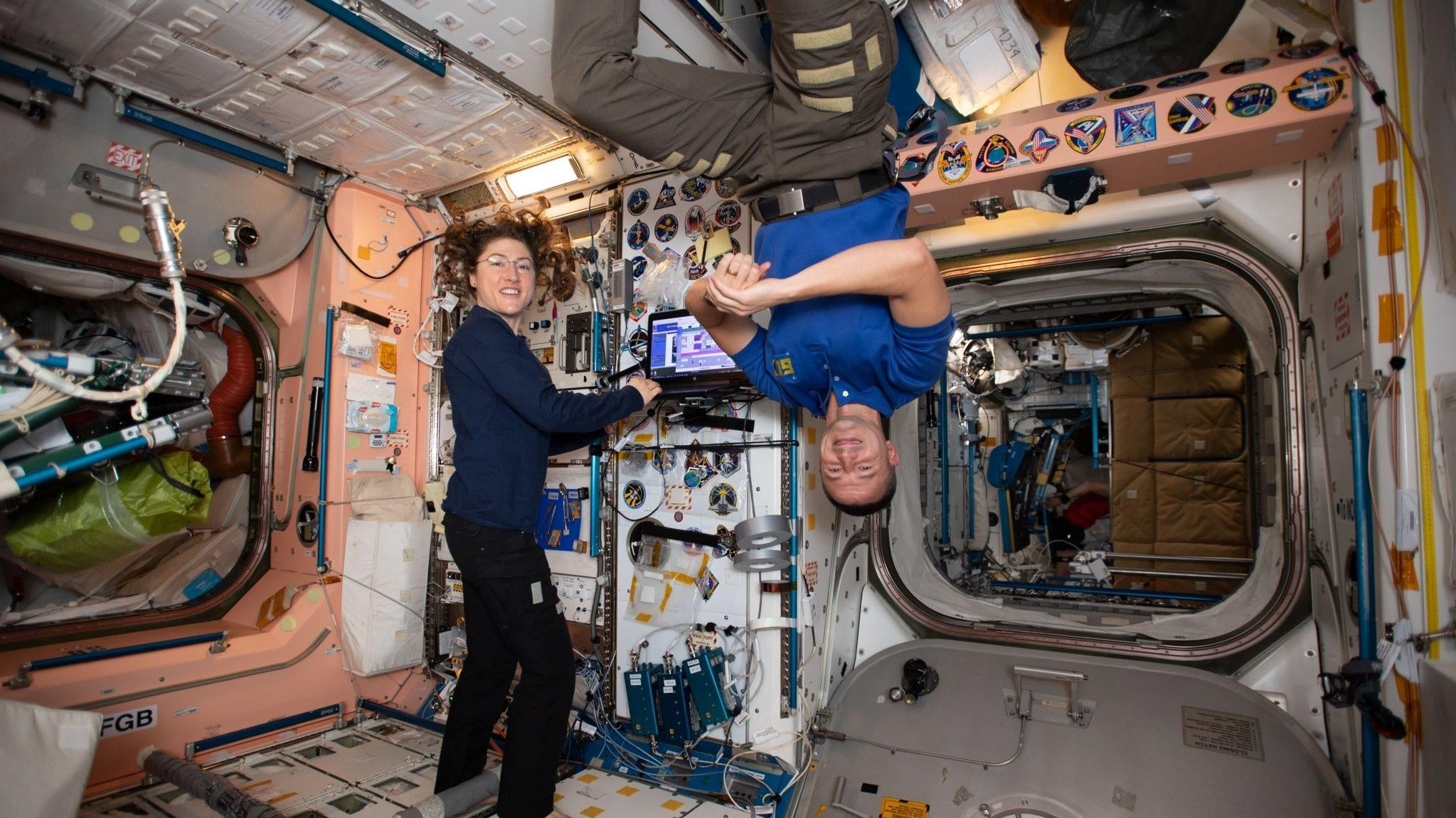 La ISS es el hogar de una población única de microbios.