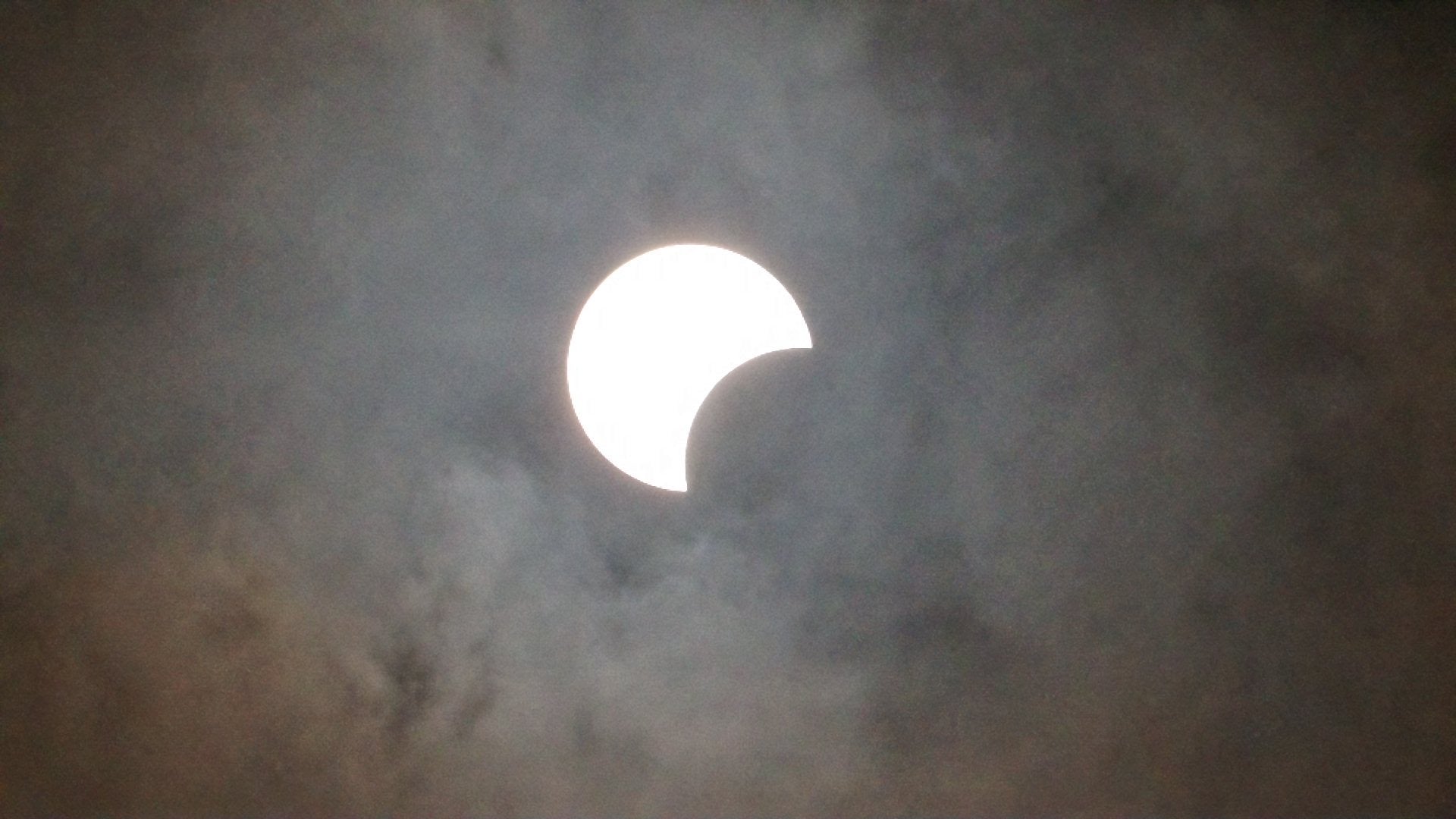 El eclipse solar anular del 14 de octubre de 2023.