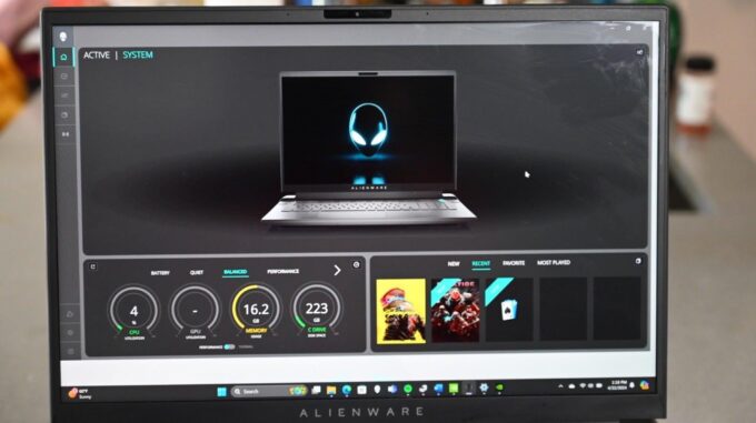 Revisión de Alienware m18 R2: Una bestia de máquina