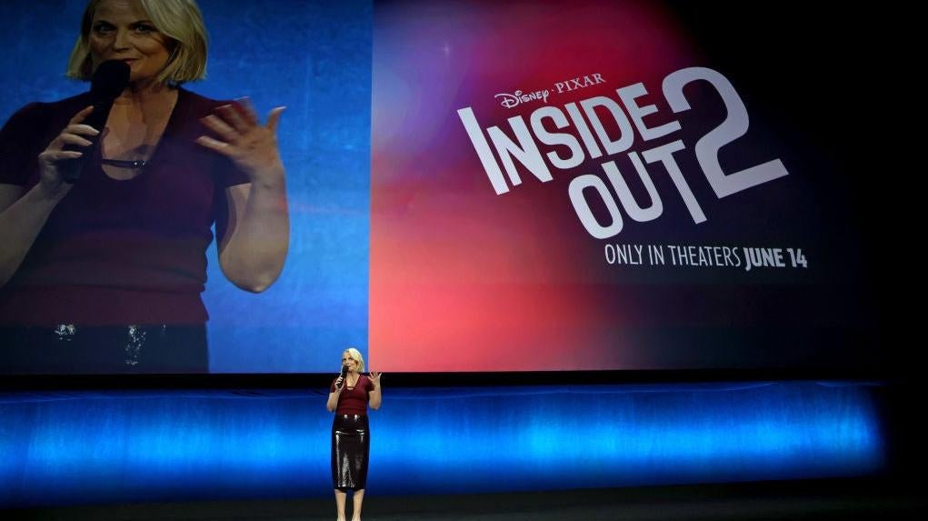 Amy Poehler hablando Del Inside Out 2