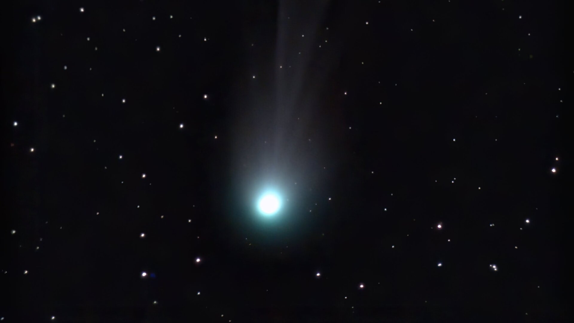 El cometa 12P/Pons-Brooks visto desde Finlandia.