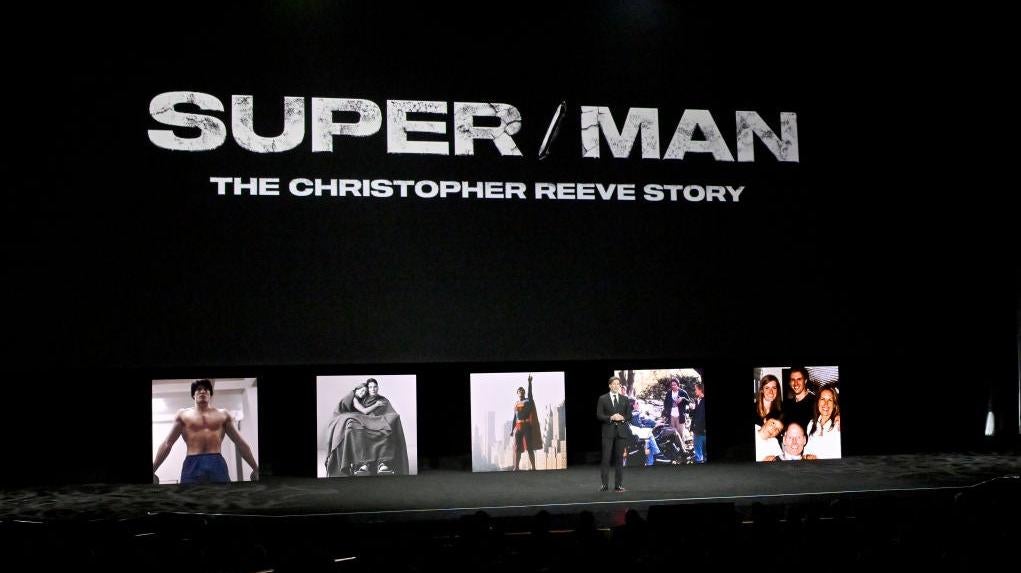 Safran hablando Super/Hombre