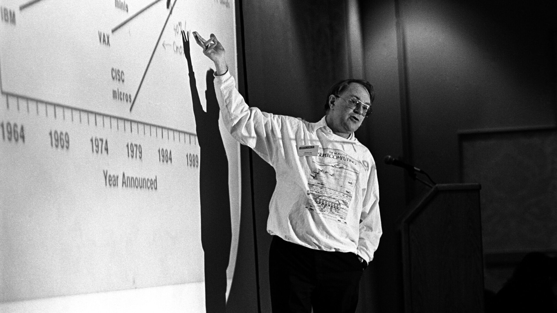 Gordon Bell habla en el Foro anual de PC en Palm Springs, California, del 19 al 22 de marzo.