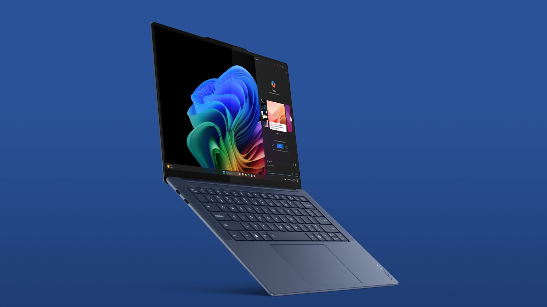 El Lenovo Yoga Slim 7x. Si miras detenidamente, verás la llave Co-Pilot.