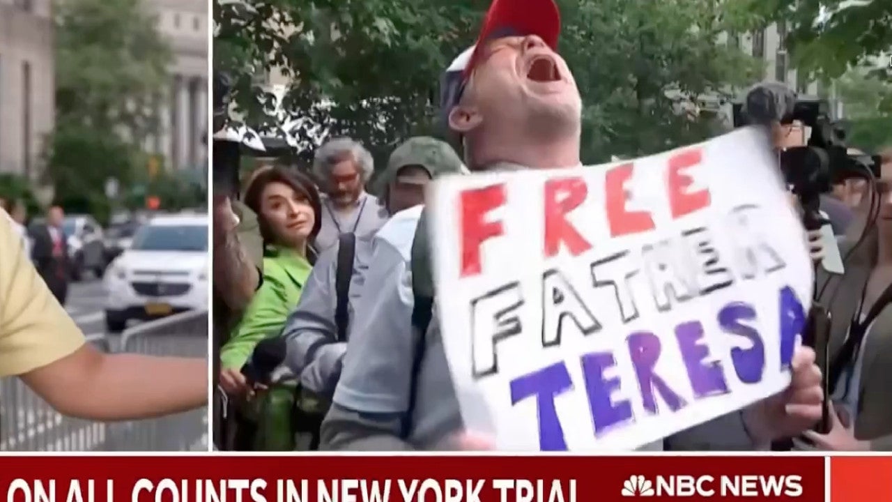 La escena fuera del tribunal de la ciudad de Nueva York tras la noticia del veredicto de culpabilidad de Trump.