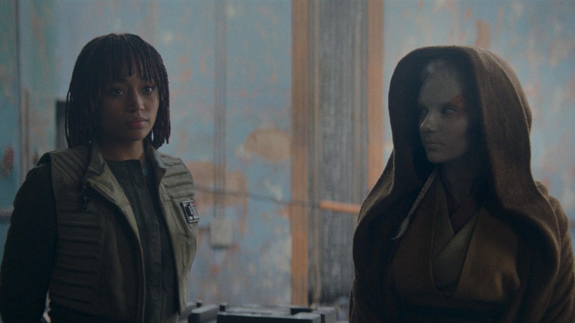 Osha (Amandla Stenberg) y Jecki (Dafne Keen) en El acólito.