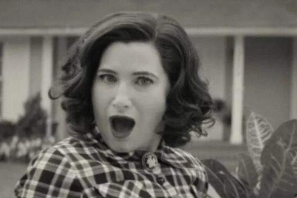 Agatha All Along Serie