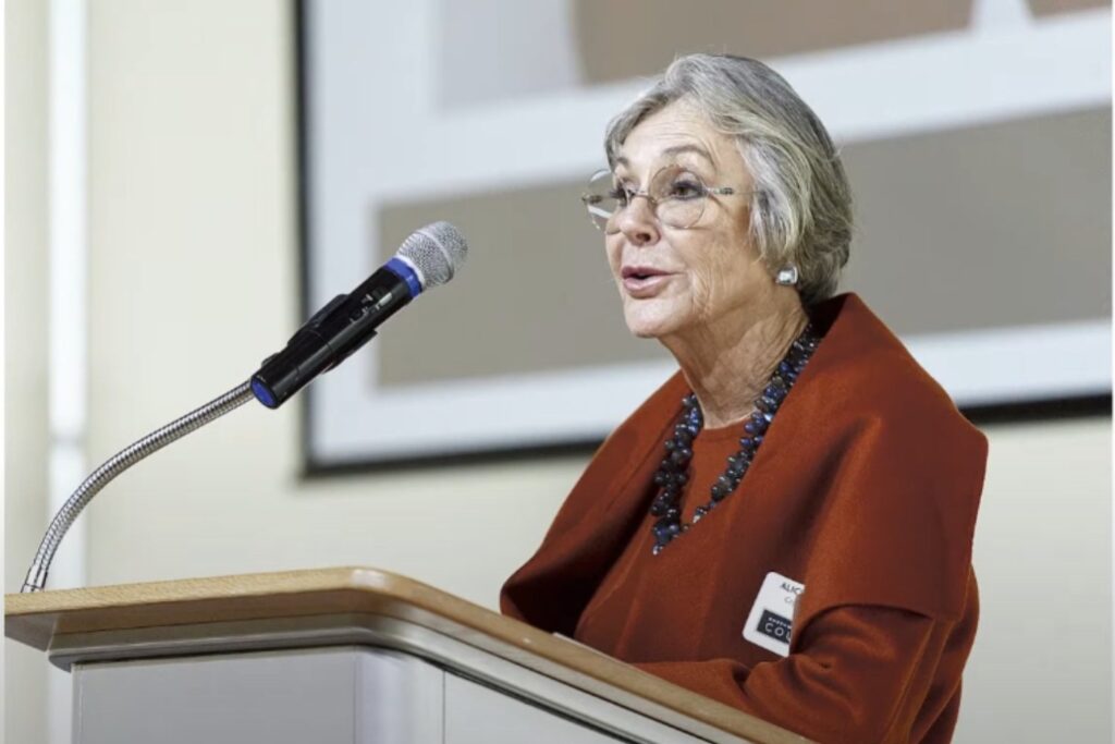 Alice Walton Heredera De Walmart