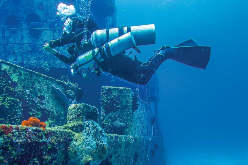 Galeones Sumergidos En Aguas Dominicanas