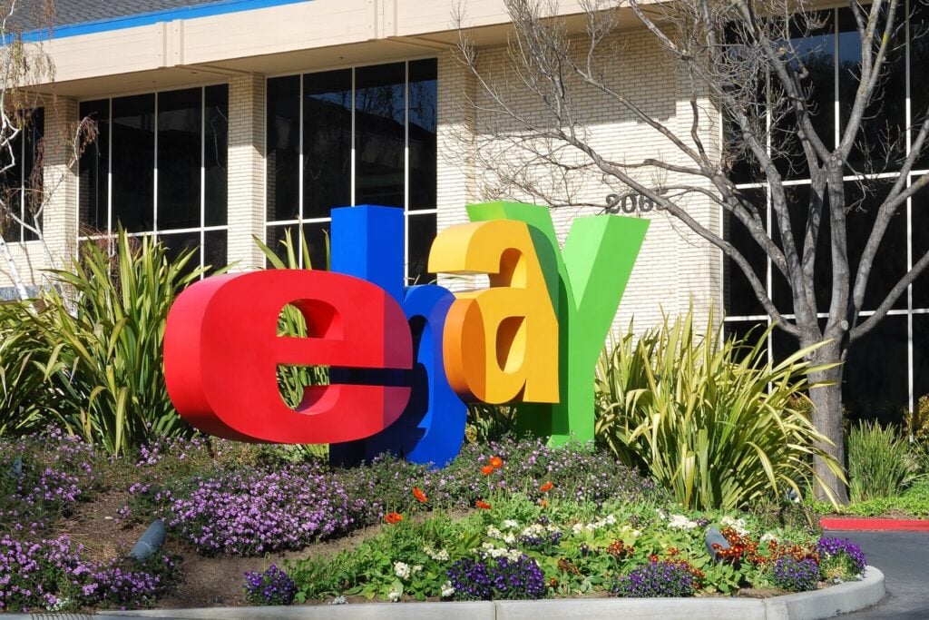 Pierre Omidyar Fundador De Ebay