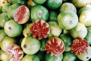 Agua De Guayaba Con Limon