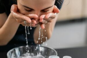 Aloe Vera En El Rostro