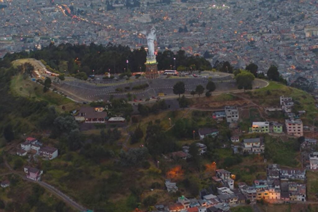 Único país con cuatro regiones naturales en el mundo