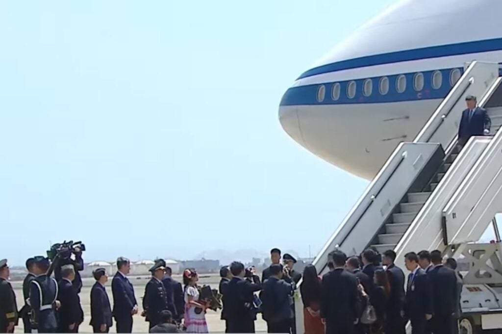 Presidente De China En Peru