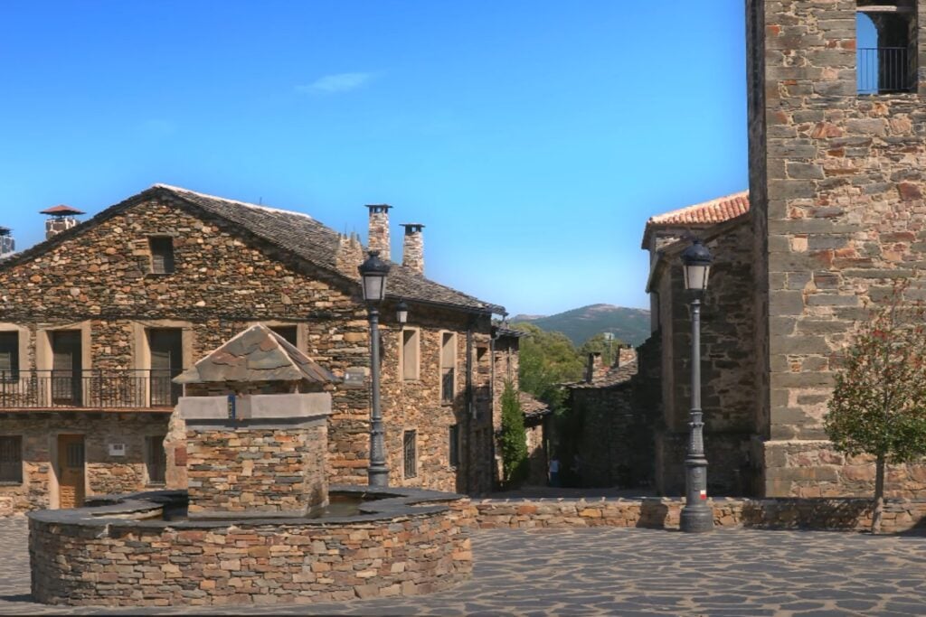 Valverde De Los Arroyos