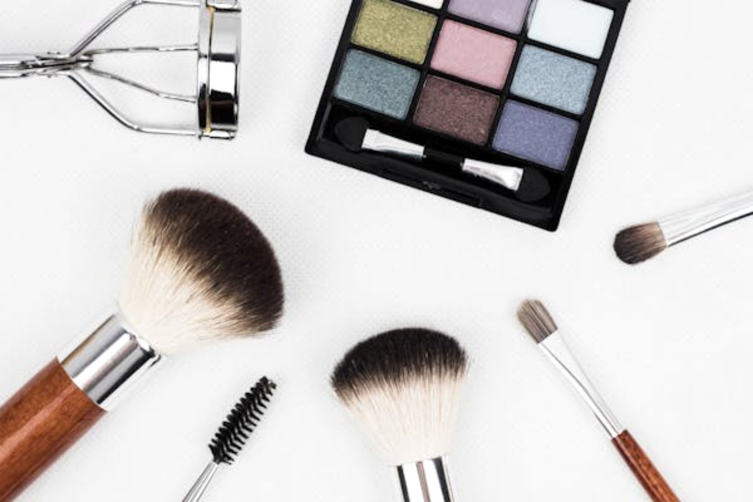 ¿Por qué algunas personas prefieren no usar maquillaje? Descubre lo que dice la psicología