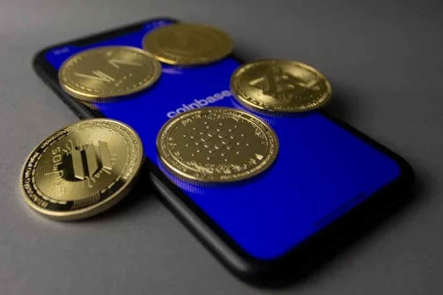 Análisis de cara al 2025: Tres criptomonedas que podrían dispararse su valor