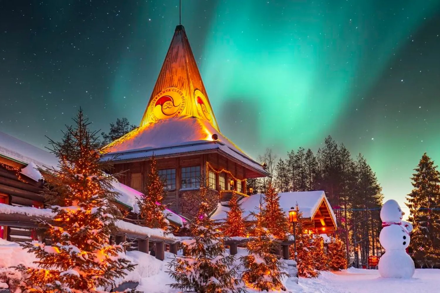 El turismo masivo en el pueblo de Papá Noel preocupa a los habitantes de Finlandia