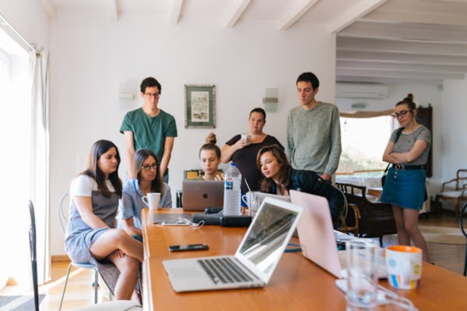 Jornada laboral de cuatro días: cómo mejora la salud y la productividad según un estudio global