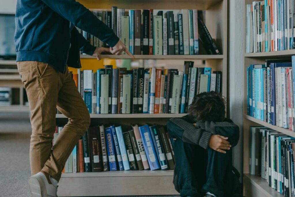 Perfil del “imbécil perfecto”: un estudio revela sus principales características