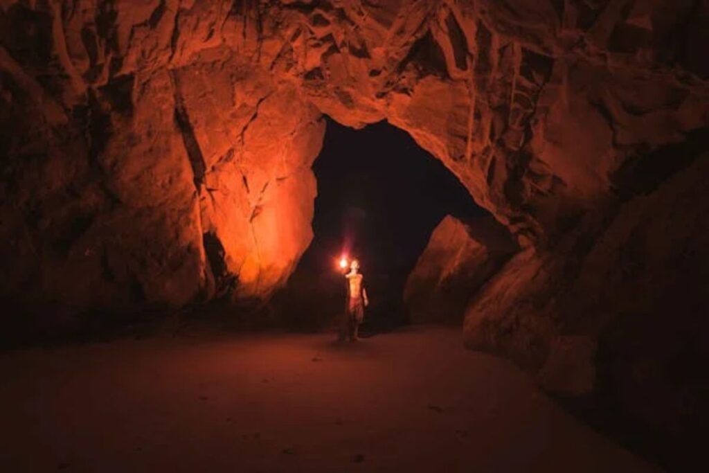¿Qué secretos ocultan las cuevas? Descubrimientos sorprendentes bajo la superficie de la Tierra