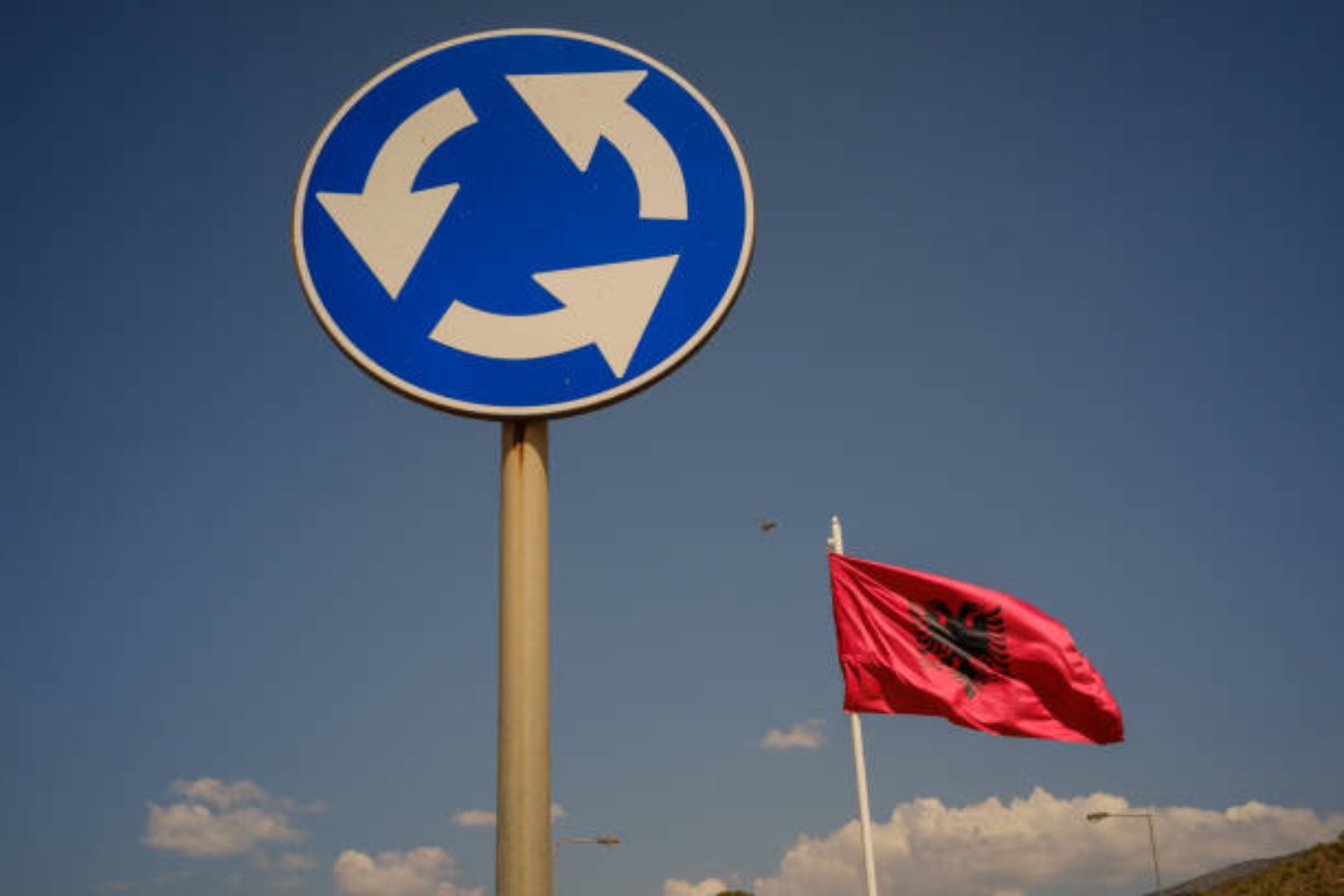 Albania prohibirá TikTok durante un año tras un trágico incidente relacionado con redes sociales