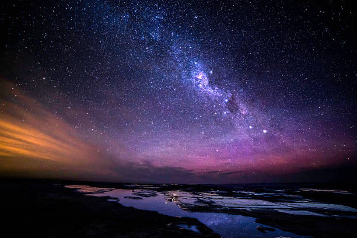 Cuásar El mayor depósito de agua del universo