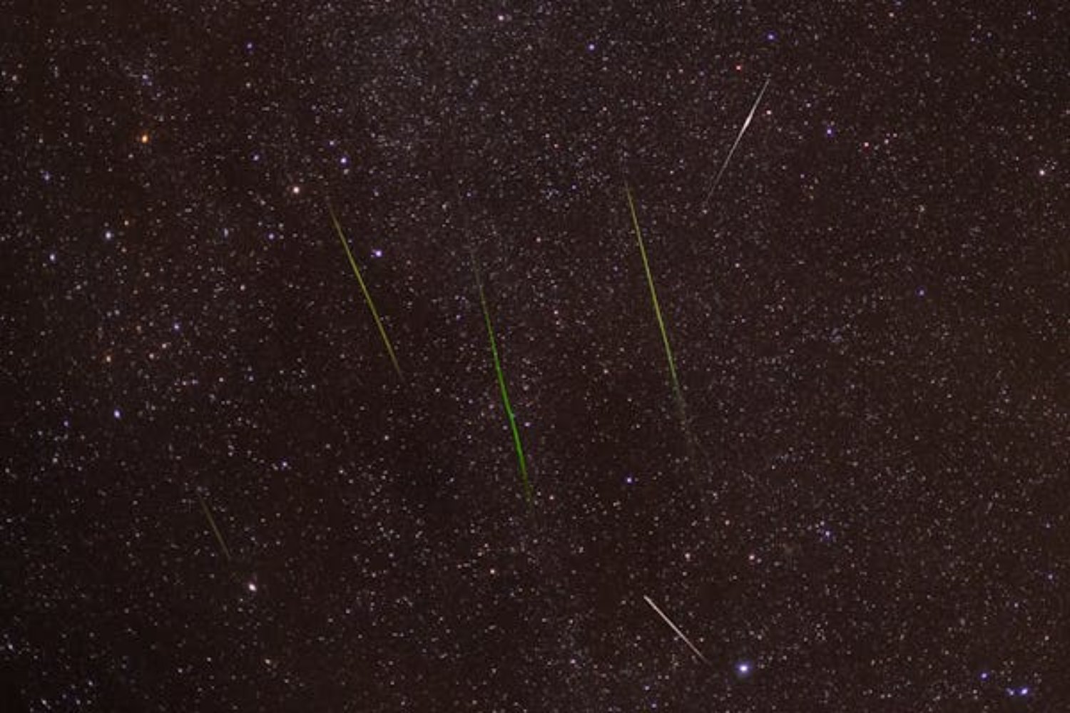 Gemínidas origen lluvia de meteoros