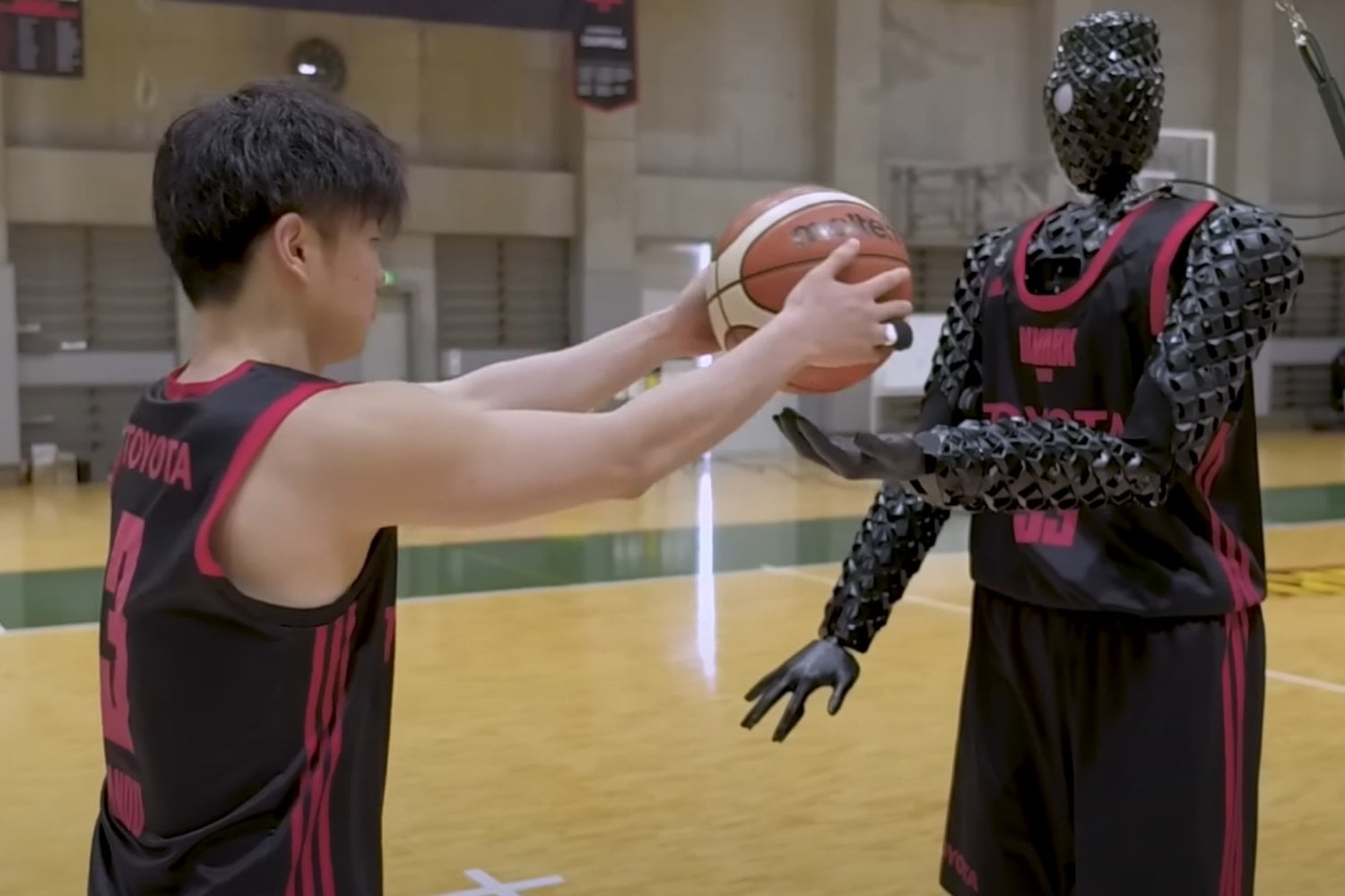 Robot Humanoide Baloncesto