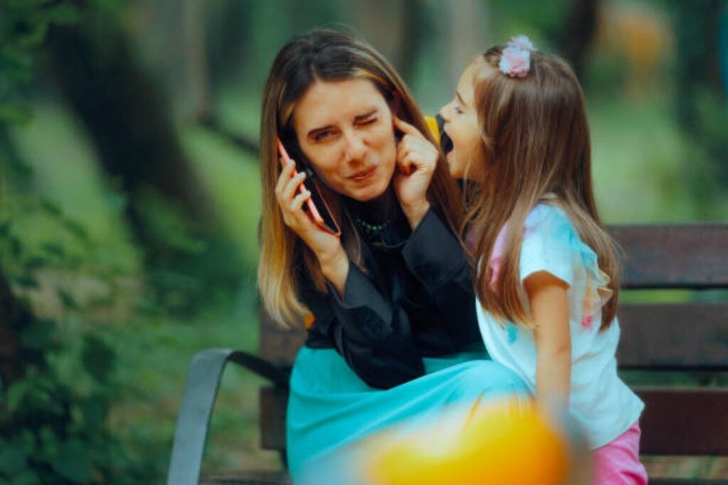 4 comportamientos que los padres deben evitar para no criar hijos consentidos